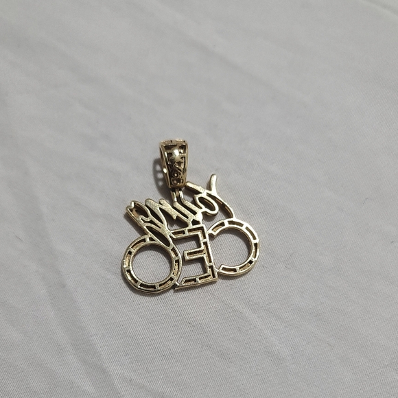 10k gold pendant with real diamonds - Picture 6 of 7